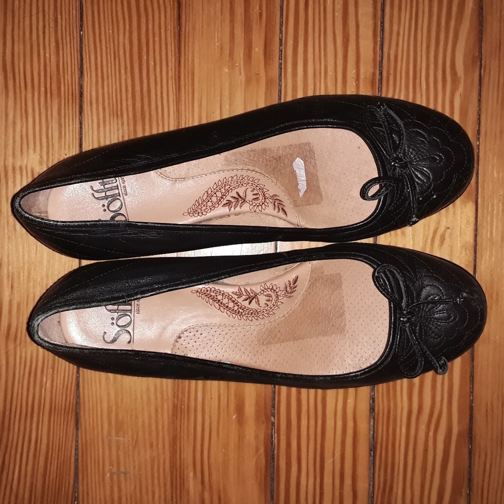 Sofft dress flats.